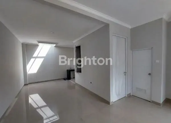 image RUMAH 2 LANTAI DI CITRALAND CIBUBUR (2)