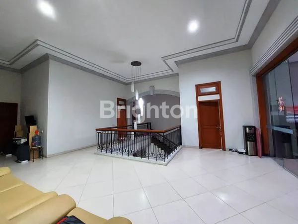 image RUMAH DI NIEUW INDIE ARAYA MALANG (5)