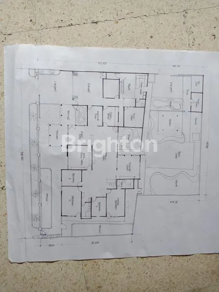 image RUMAH SANGAT LUAS DI PENUMPING - TENGAH KOTA SOLO (2)
