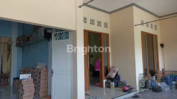 image RUMAH 2,5 LT DI JALAN PARIS - SOLO BARU (5)