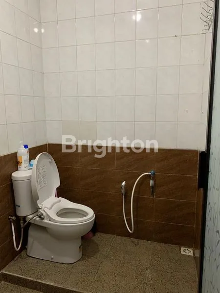 image RUMAH MINIMALIS, TERAWAT, UNFURNISHED DI ARAYA (6)