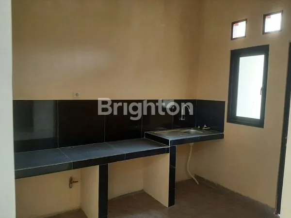 image RUMAH SIAP HUNI DALAM CLUSTER SELANGKAH MENUJU MERR (5)