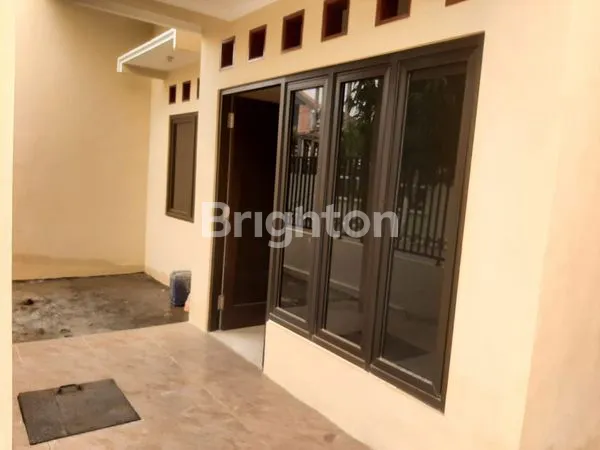 image RUMAH SIAP HUNI DALAM CLUSTER SELANGKAH MENUJU MERR (7)