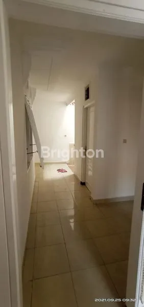 image DIJUAL / SEWA RUMAH PERUMAHAN GRAHA TIRTA WARU (5)