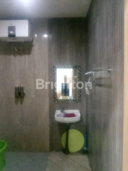 image RUMAH BAGUS SIAP HUNI HALAMAN LUAS DI AREA PENDEM BATU KOTA MALANG (9)