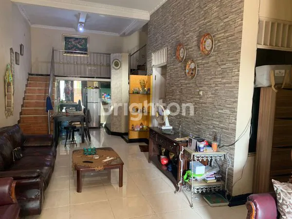 RUMAH CANTIK 2 LANTAI FURNISH PURI INDAH