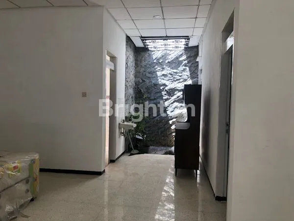 image RUMAH 2LANTAI SIAP HUNI MANYAR (3)