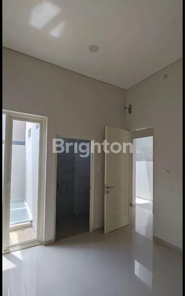 image RUMAH GRESS MINIMALIS MANYAR INDAH (6)