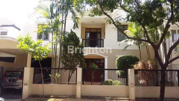 image CITRALAND SURABAYA. RUMAH MEWAH 2 LANTAI, SEMI FURNISHED. (1)