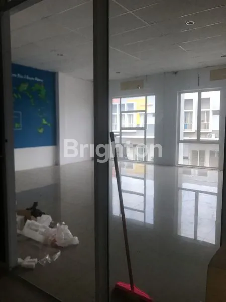 image GUDANG SIAP DI HUNI (4)