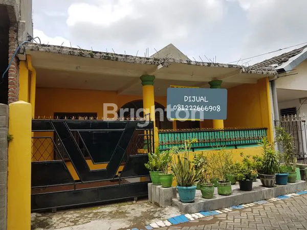 image RUMAH TENGAH KOTA DEKET TOL (1)