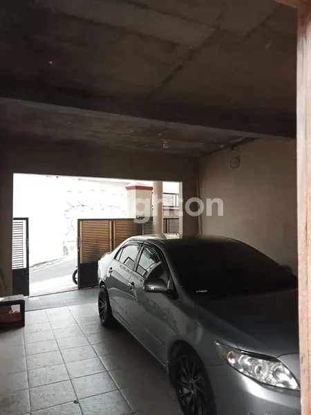 image RUMAH HOOK MASIH TERAWAT LOKASI GOMBEL PERMAI SEMARANG (5)