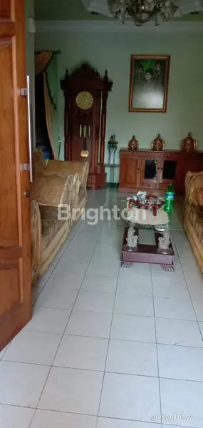 image SIAPA CEPAT DIA DAPAT!! RUMAH KOST DI TURUNKAN HARGA HINGGA 250 JT  BERSIH TERAWAT FULL FURNISH DENGAN  BAHAN PILIHAN, SIAP HUNI TINGGAL BAWA KOPER (4)