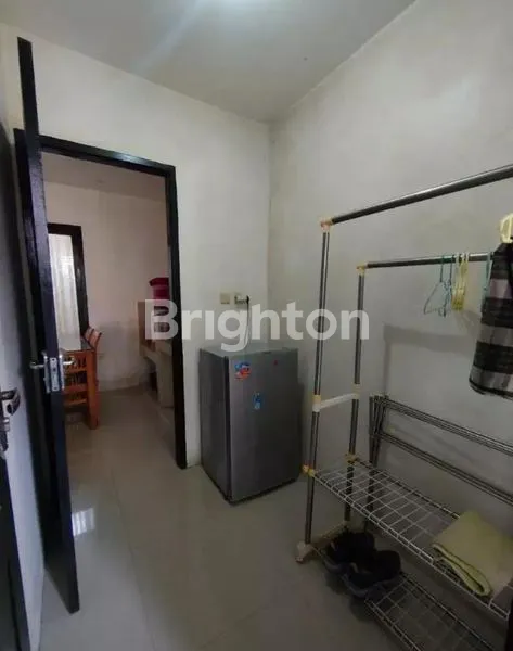 image RUMAH IDAMAN 2 LANTAI CANTIK MODERN NYAMAN SIAP HUNI (3)