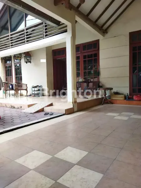 image RUMAH GRIYA KEBRAON BARAT SURABAYA (3)