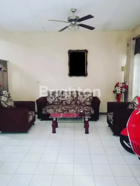 image RUMAH GRIYA KEBRAON BARAT SURABAYA (7)