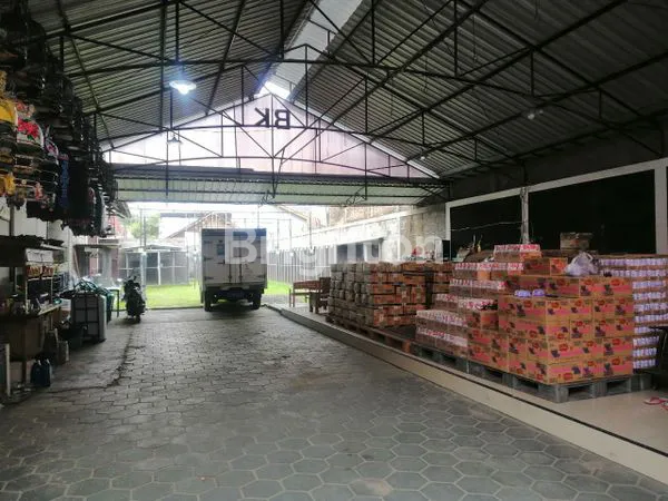 image TANAH PEKARANGAN BONUS GUDANG DI SINDUADI (2)