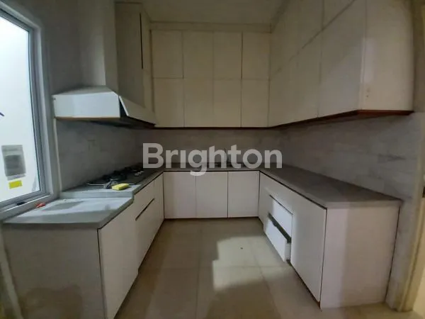 image CLUSTER MENAGGIO IL LAGO L12 PARAMOUNT GADING SERPONG TANGERANG (4)