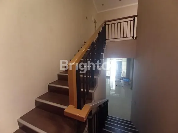 image CLUSTER MENAGGIO IL LAGO 2 UNIT L12 GANDENG PARAMOUNT GADING SERPONG TANGERANG (3)