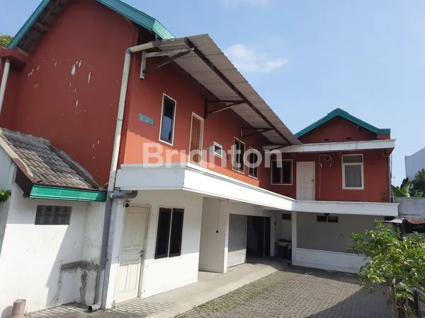 image RUMAH PINGGIR JALAN RAYA PALUR  (6)