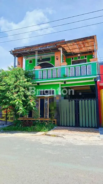 image RUMAH CANTIK BAGUS DAN KOKOH 2 LT DI MONDOROKO SINGOSARI DEKAT EXIT TOL (1)