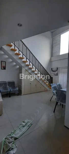 image RUMAH KOMPLEK SUNSET ROAD  (7)