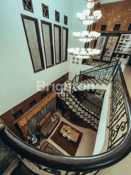 image RUMAH KEBONSARI ELVEKA SURABAYA (7)