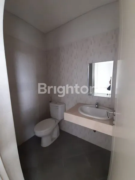 image RUMAH ROYAL RESIDENCE GREENWICH (4)