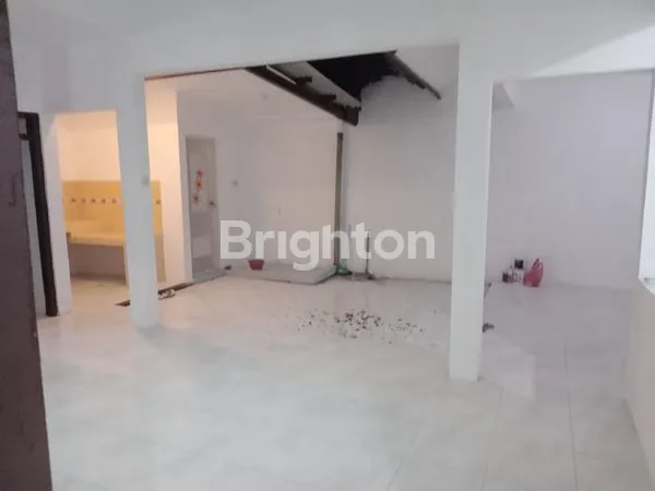 image RUMAH HABIS RENOVASI DI PLAMONGAN INDAH SEMARANG (4)