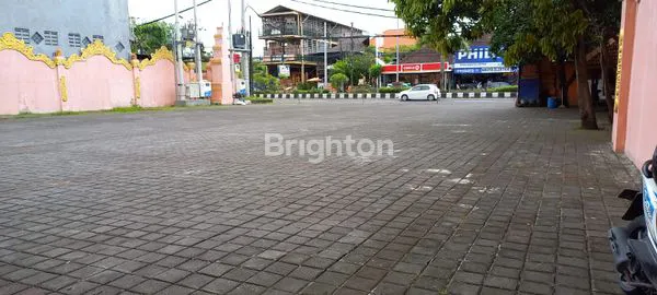 GEDUNG OLEH-OLEH BALI 2 LANATAI DI JIMBARAN