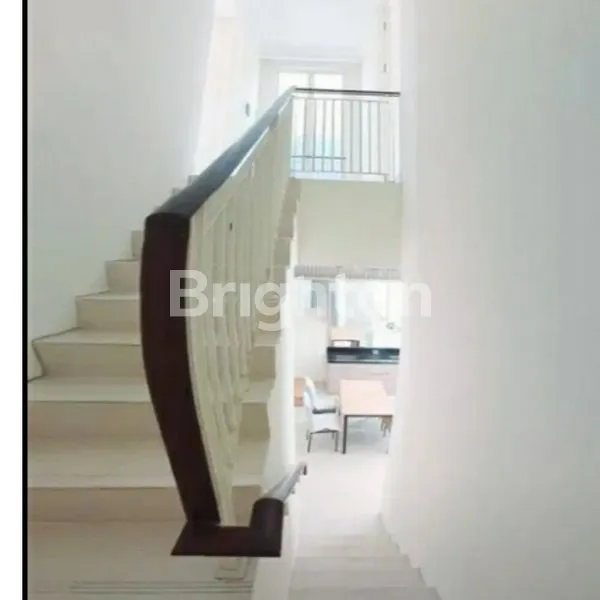 image MURAH BARU GRESS 100% PAKUWON CITY LONG BEACH FULL INTERIOR ALL NEW (2)