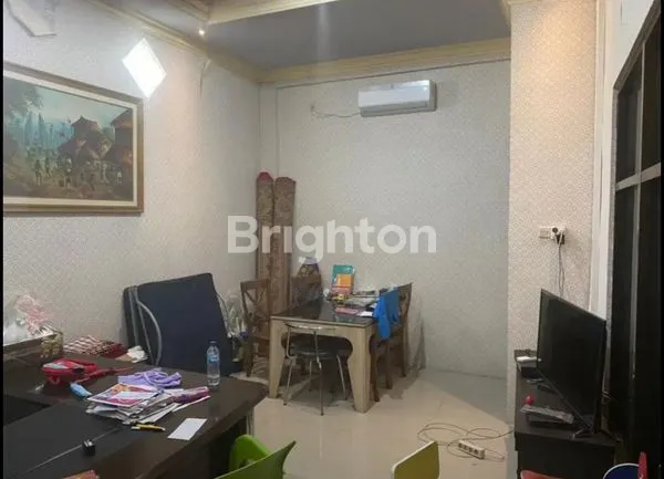 image RUMAH USAHA 2 LANTAI  BESERTA ISINYA DI SIDOARJO (5)