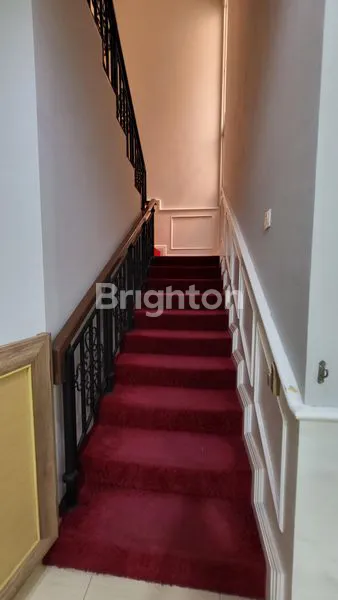 image RUMAH IDAMAN CANTIK DI GADING SERPONG TANGERANG (3)