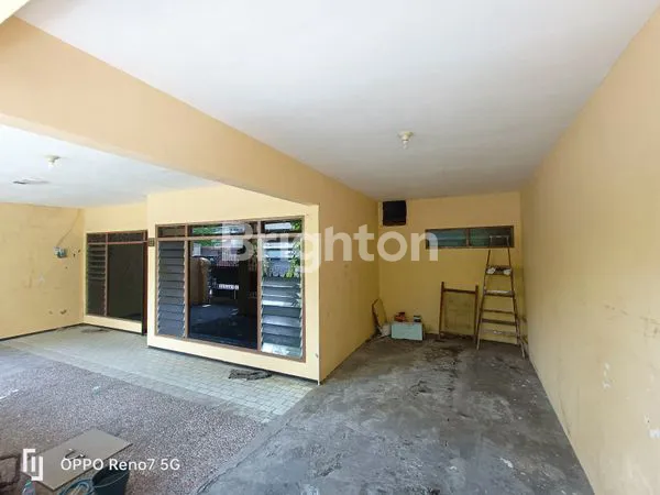 image RUMAH TENGAH KOTA DEPAN KELUAR ADA PASAR LARANGAN, TAMAN JENGGALA JALAN BASUKI RAHMAT (3)