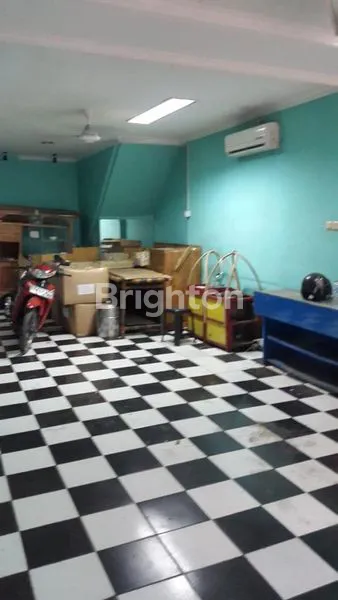 image RUKO KOMERSIL LOKASI STRATEGIS DI PUSAT KOTA SELANGKAH KE JALAN JENDRAL SUDIRMAN DAN AKSES TRANSPORTASI PUBLIK DUKUH ATAS, MENTENG JAKARTA PUSAT (7)