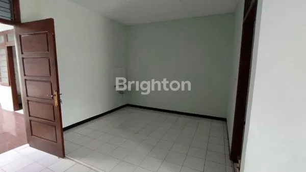 image RUMAH SIWALANKERTO (4)