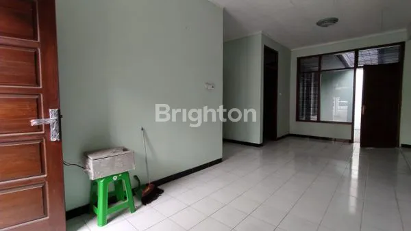 image RUMAH SIWALANKERTO (7)