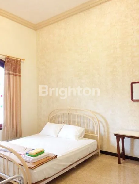 image RUMAH MEWAH FULL FURNITURE TERAWAT ONE GATE SYSTEM (3)