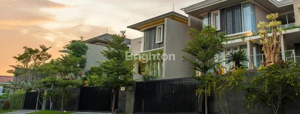 image HUNIAN MEWAH DI SURABAYA TIMUR ! DIJUAL RUMAH DI GRAND PENINSULA PARK (1)