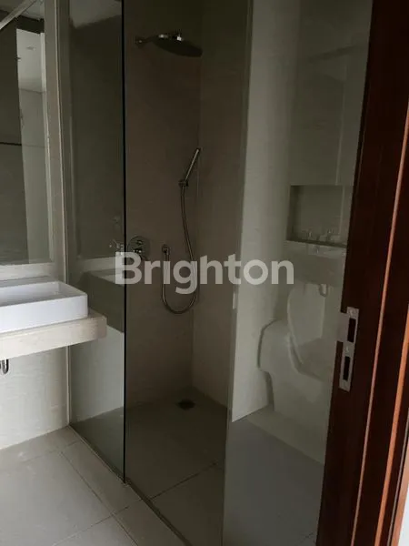 image ROSEBAY APARTMENT DEKAT UNESA DAN GRAHA GOLF (2)