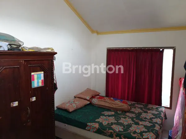 image RUMAH HUNI TANAH LUAS LOKASI STRATEGIS DI KOTA KEDIRI (3)