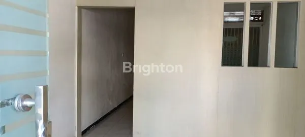 image RUKO BERSIH TERAWAT SIAP PAKAI DI KOTA WISATA BATU (1)