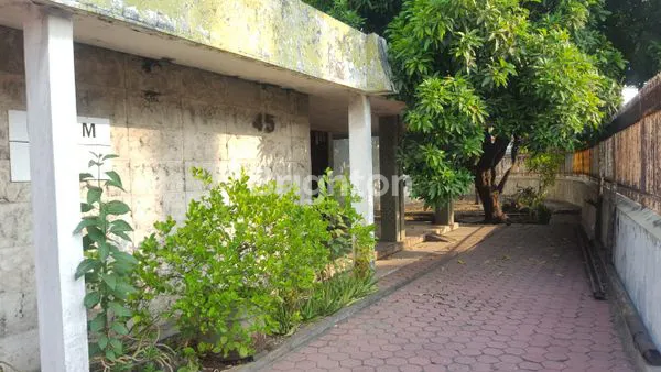 image RUMAH LOKASI BAGUS DI TENGAH KOTA SIDOARJO (1)
