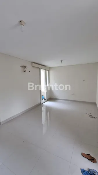 image RUMAH GRAND PAKUWON CLUSTER CANBERRA TANDES SURABAYA (4)