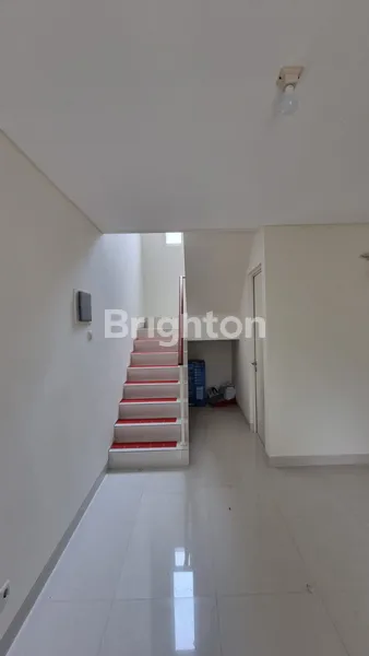 image RUMAH GRAND PAKUWON CLUSTER CANBERRA TANDES SURABAYA (5)