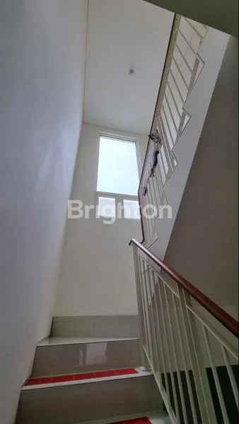 image RUMAH GRAND PAKUWON CLUSTER CANBERRA SURABAYA (6)