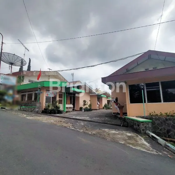 image VILLA LUAS DAN BESAR LOKASI STRATEGIS DI BANDUNGAN KABUPATEN SEMARANG (1)