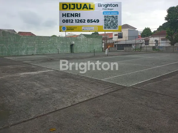 image LAPANGAN TENNIS & GEDUNG KANTOR (1)