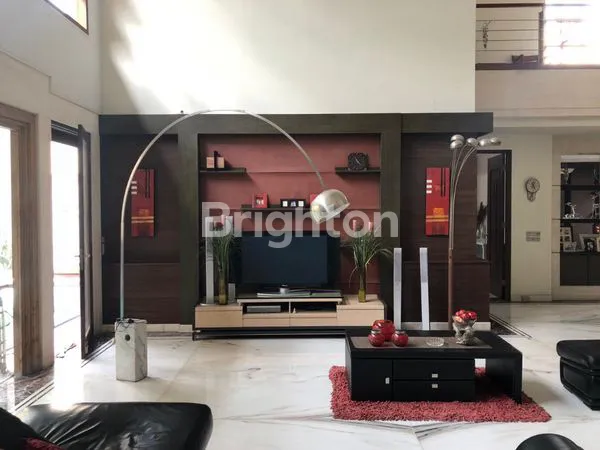 image RUMAH ASRI MAIN ROAD, VIEW CIAMIK DEPAN DANAU CITRALAND + POOL + BASEMENT (2)