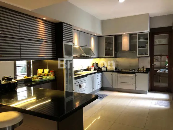 image RUMAH ASRI MAIN ROAD, VIEW CIAMIK DEPAN DANAU CITRALAND + POOL + BASEMENT (3)